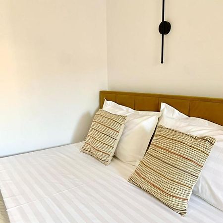 Digital Nomad Central Ap ติรานา ภายนอก รูปภาพ